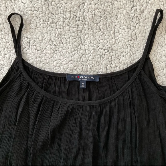 One (Heart) Clothing Womens Cold Shoulder short sleeve Top Black size Medium - Picture 3 of 10